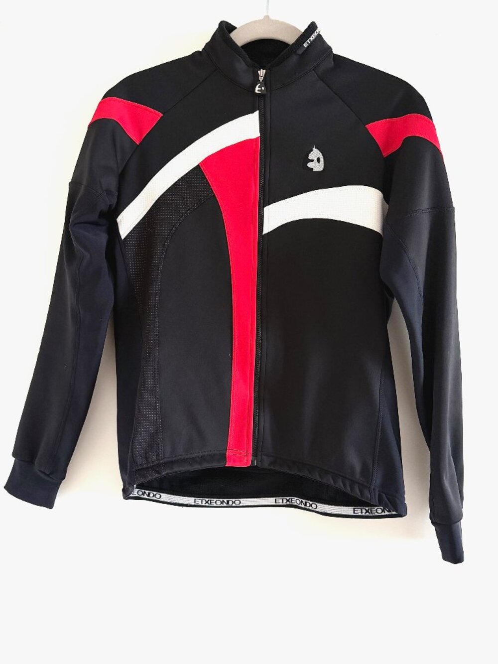 Etxeondo Performance Cycling Jacket Black/Red/White Medium